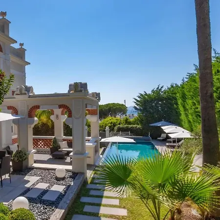Charming Bleu Paradis, Pool